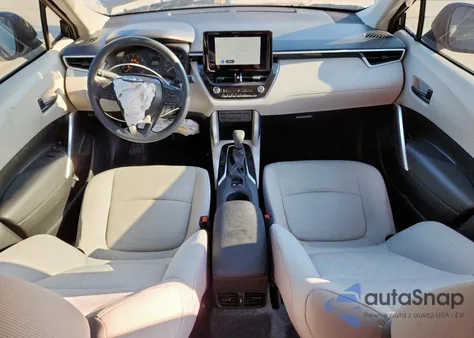 2025 Toyota Corolla Cross L z USA, uszkodzony, nr VIN 7MUAAAAG6SV131202